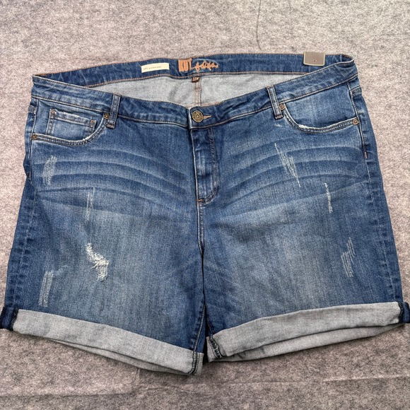 NWT Kut from the Kloth Women's 22W Katy Boyfriend Cotton Denim Shorts‎ - Picture 1 of 8